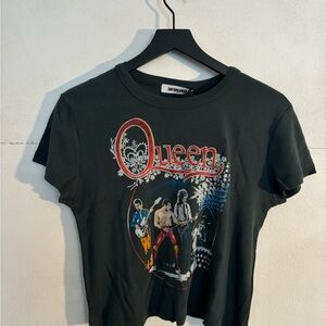 Queen Band Graphic T-Shirt